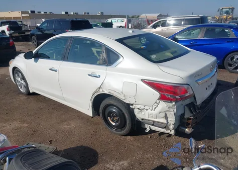 2015 Nissan Altima 2.5 Sl z USA, uszkodzony, nr VIN 1N4AL3AP5FN381192